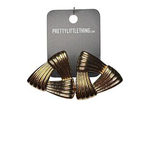 NWT Pretty Little Thing Gold Triangle Textured Stud Earrings